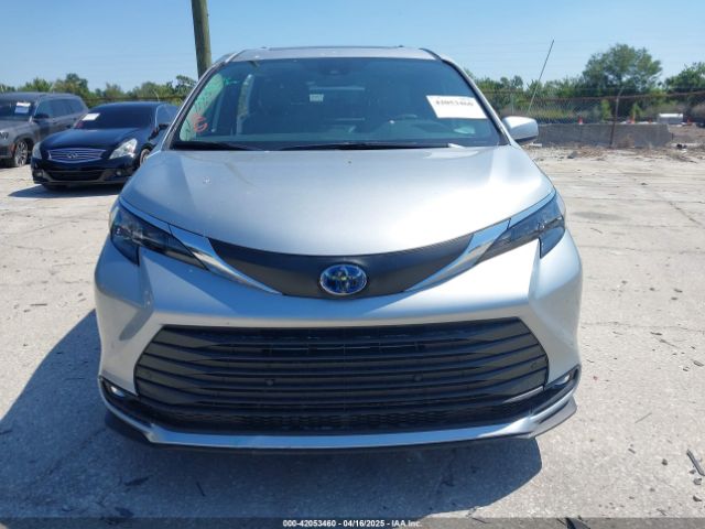 5TDYRKEC1SS240715 Toyota SIENNA XLE