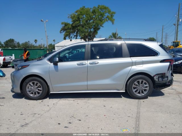 5TDYRKEC1SS240715 Toyota SIENNA XLE