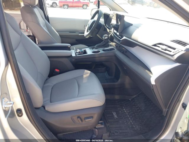 5TDYRKEC1SS240715 Toyota SIENNA XLE