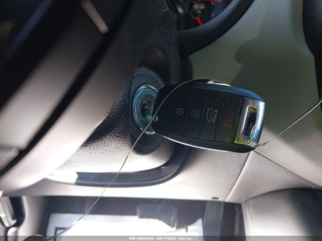 KNDJN2A27G7264500 KIA Soul !
