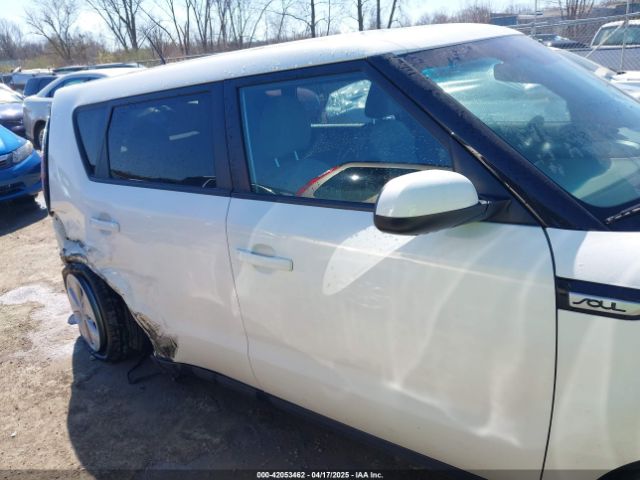 KNDJN2A27G7264500 KIA Soul !
