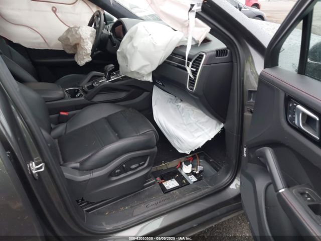 2022 PORSCHE CAYENNE COUPE WP1BG2AY6NDA55863 Photo 4