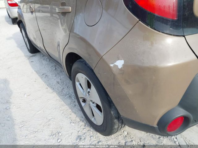 KNDJN2A26F7215741 KIA Soul