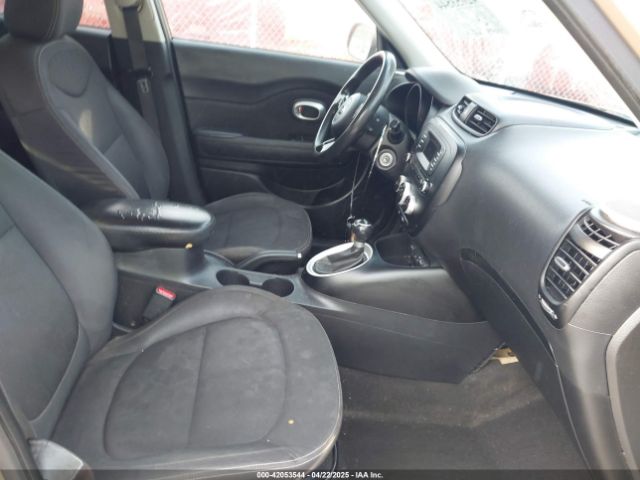 KNDJN2A26F7215741 KIA Soul