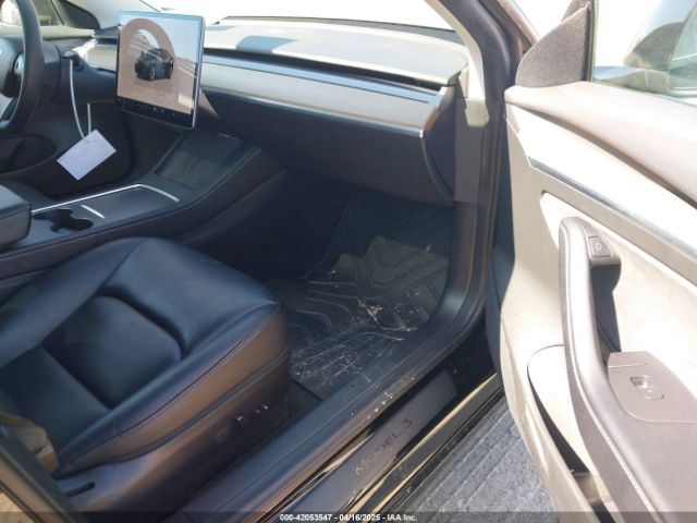 2022 TESLA MODEL 3 5YJ3E1EA0NF177811 Photo 4