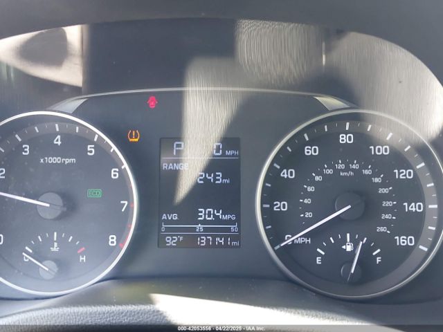 KMHD74LFXHU095347 Hyundai ELANTRA SE