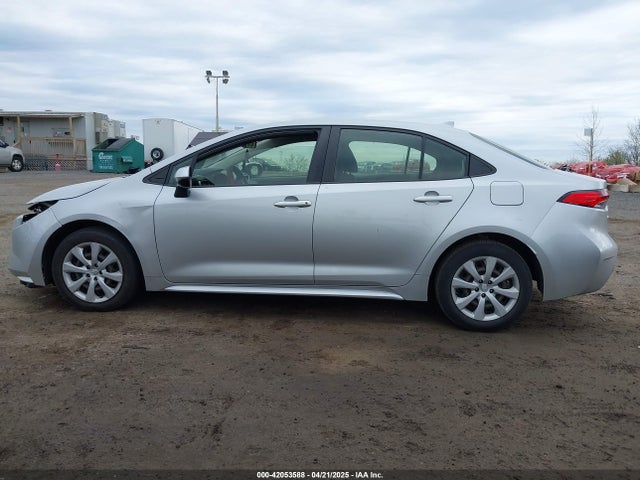 JTDEPRAE6LJ095761 Toyota COROLLA LE