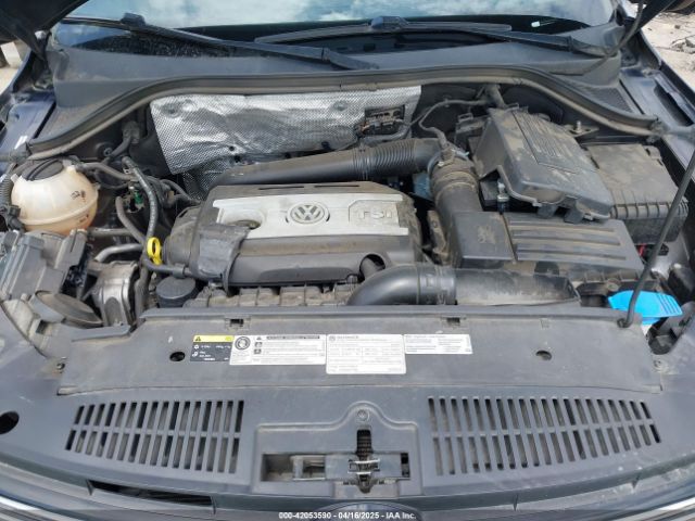 WVGRV7AX2HK005905 Volkswagen 2.0 tsi