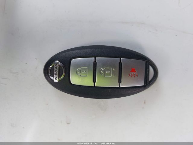 5N1DR2MM7JC621456 Nissan Pathfinder S