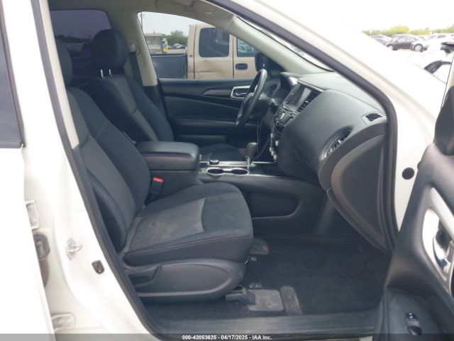 5N1DR2MM7JC621456 Nissan Pathfinder S
