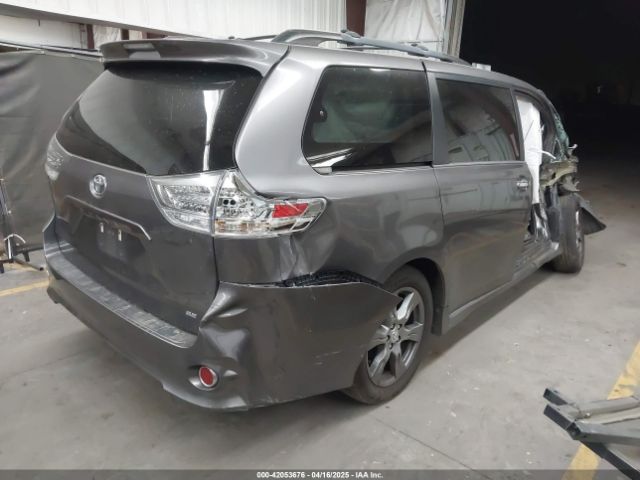 5TDXZ3DC1HS841425 Toyota Sienna Se 8 Passenger