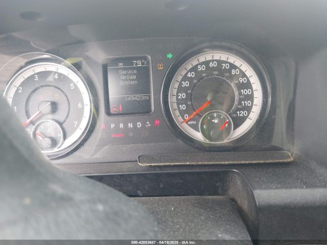 1C6RR7FG6JS254318 RAM 1500 Express  4x4 6'4 Box