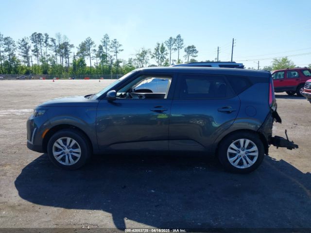 KNDJ23AU3R7912174 KIA SOUL LX
