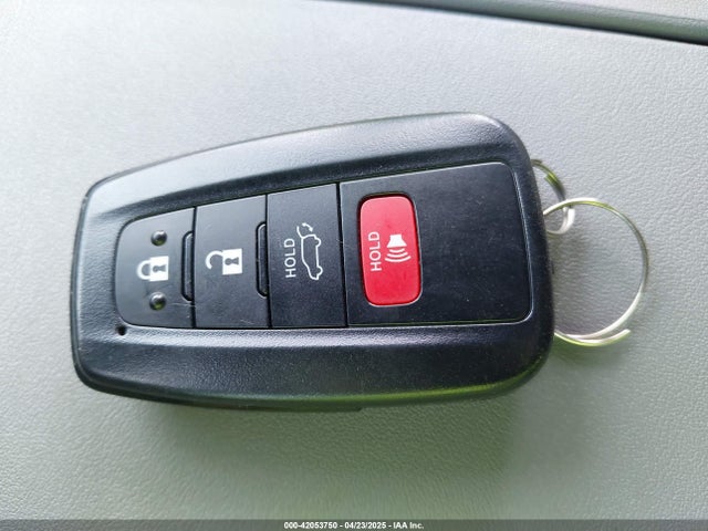 5TDGZRBH0NS581130 Toyota Highlander Xle