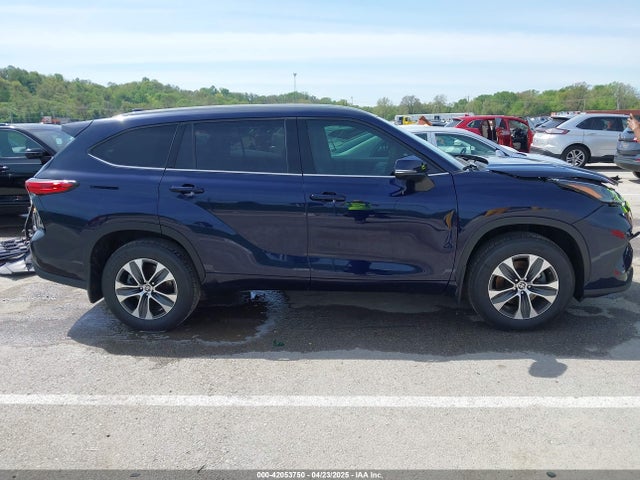5TDGZRBH0NS581130 Toyota Highlander Xle