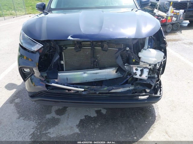 5TDGZRBH0NS581130 Toyota Highlander Xle