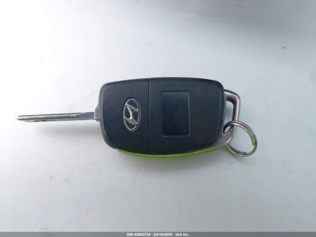 5NPE24AF5FH173745 Hyundai SONATA SE