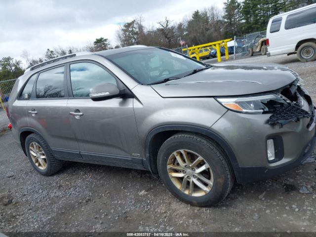 5XYKTCA67FG655165 KIA SORENTO LX