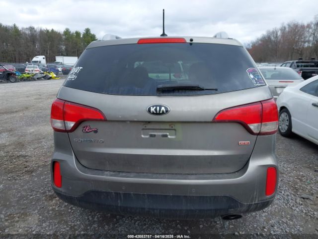 5XYKTCA67FG655165 KIA SORENTO LX