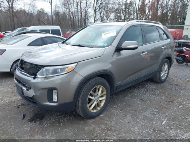 5XYKTCA67FG655165 KIA SORENTO LX