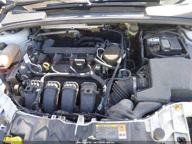 1FADP3K28EL127264 Ford FOCUS SE