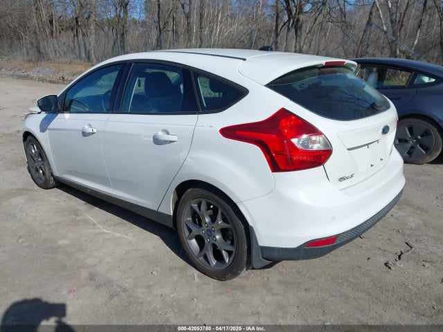 1FADP3K28EL127264 Ford FOCUS SE