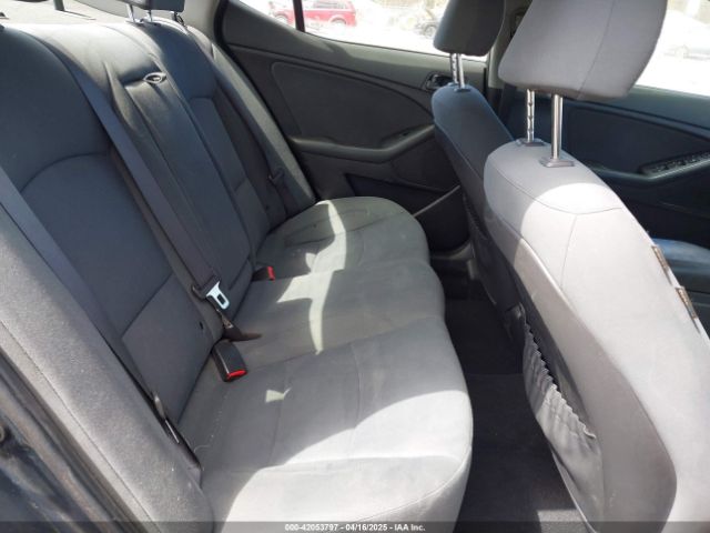 KNAGM4A77F5586694 KIA Optima Lx