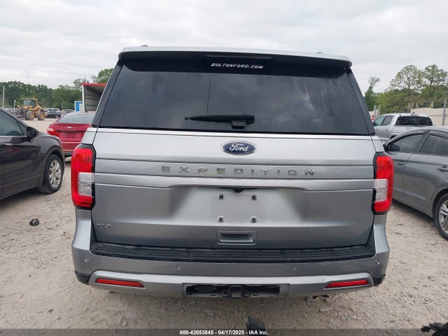 1FMJU1HT0NEA14953 Ford Expedition Xlt