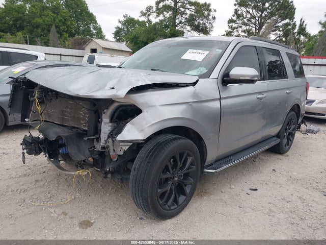 1FMJU1HT0NEA14953 Ford Expedition Xlt