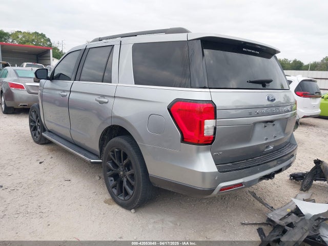 1FMJU1HT0NEA14953 Ford Expedition Xlt