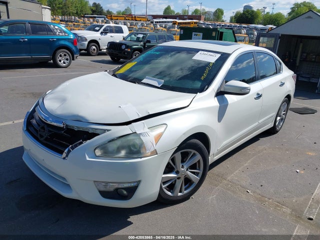 Nissan Altima 2.5 Sv 2015 1N4AL3AP9FC233381 Image 2