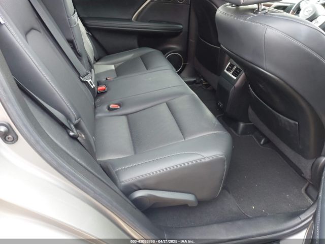 2T2HZMAA6NC238967 Lexus RX 350
