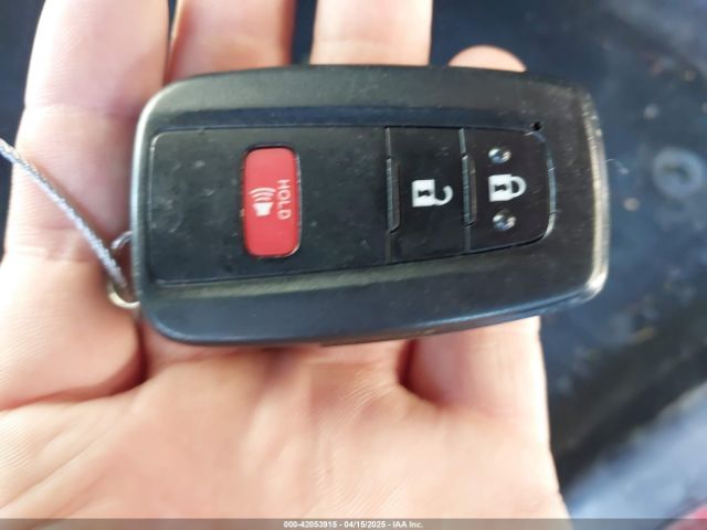 JTDKARFU0G3502097 Toyota Prius Four