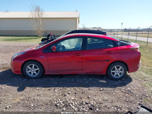 JTDKARFU0G3502097 Toyota Prius Four