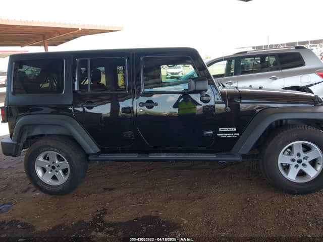 1C4BJWDG1HL578389 Jeep Wrangler Unlimited Sport 4x4
