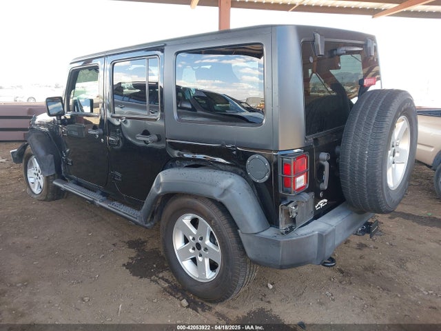 1C4BJWDG1HL578389 Jeep Wrangler Unlimited Sport 4x4