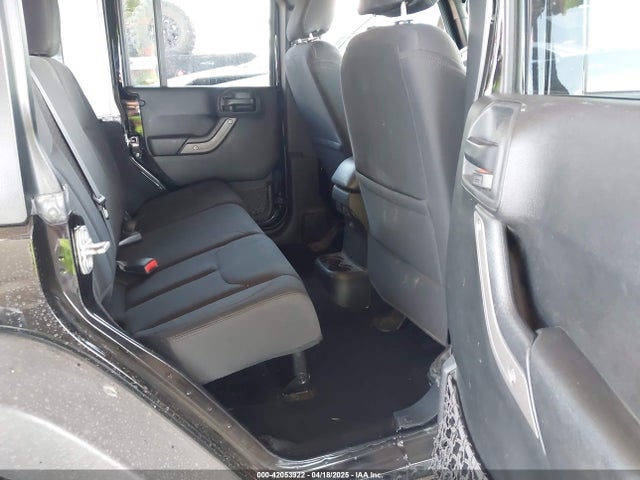1C4BJWDG1HL578389 Jeep Wrangler Unlimited Sport 4x4