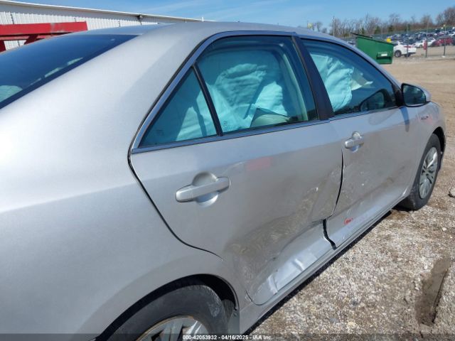 4T1BD1FK6EU106556 Toyota Camry Hybrid Le