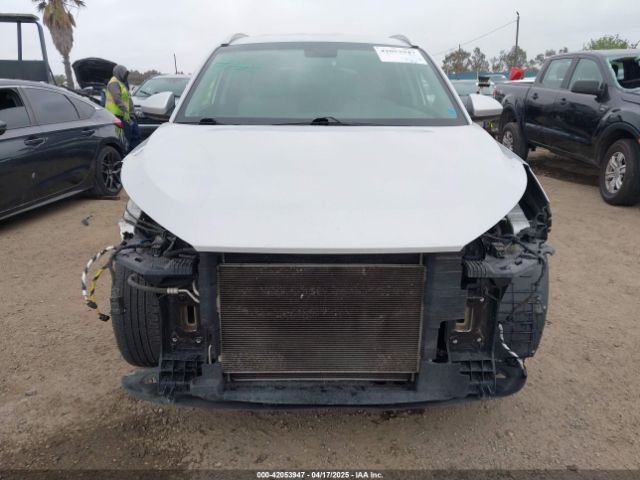 KM8J33A44JU615333 Hyundai TUCSON SEL