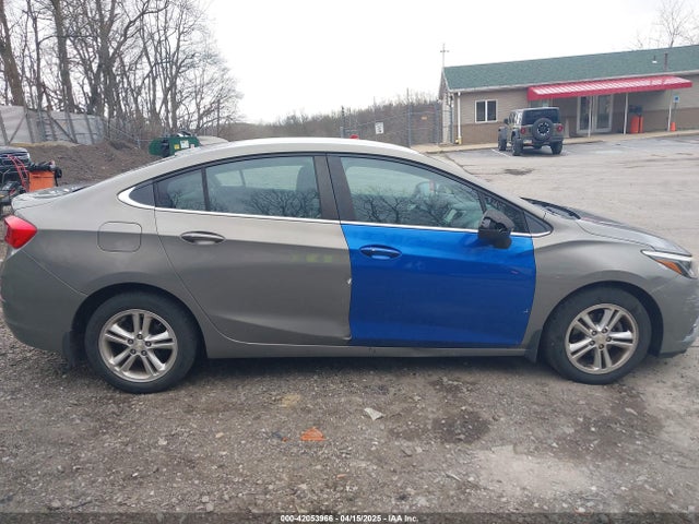 1G1BE5SM7H7186896 Chevrolet Cruze Lt Auto