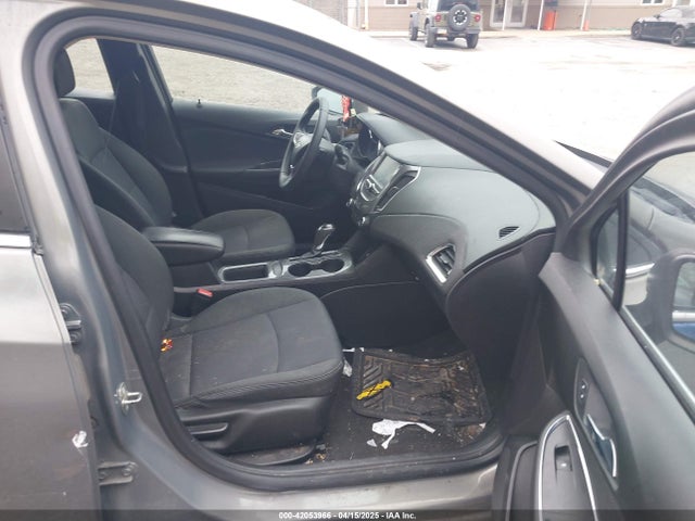 1G1BE5SM7H7186896 Chevrolet Cruze Lt Auto
