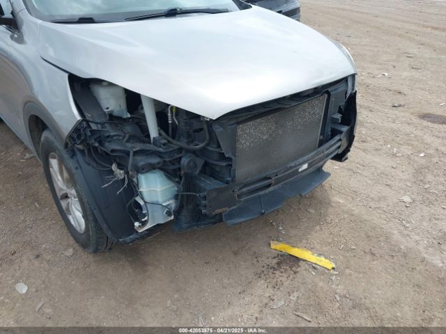5XYPG4A57GG003204 KIA Sorento 3.3l Lx