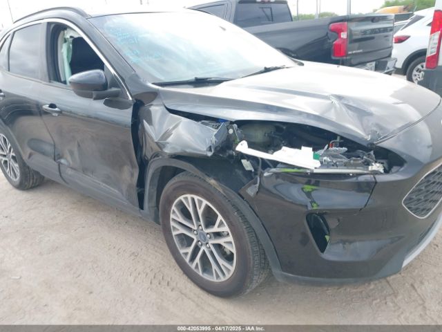 1FMCU9H65MUB21616 Ford ESCAPE SEL