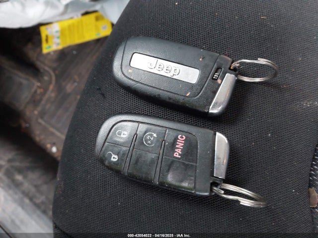 Jeep Renegade Latitude 2016 ZACCJBBT6GPC65717 Image 10