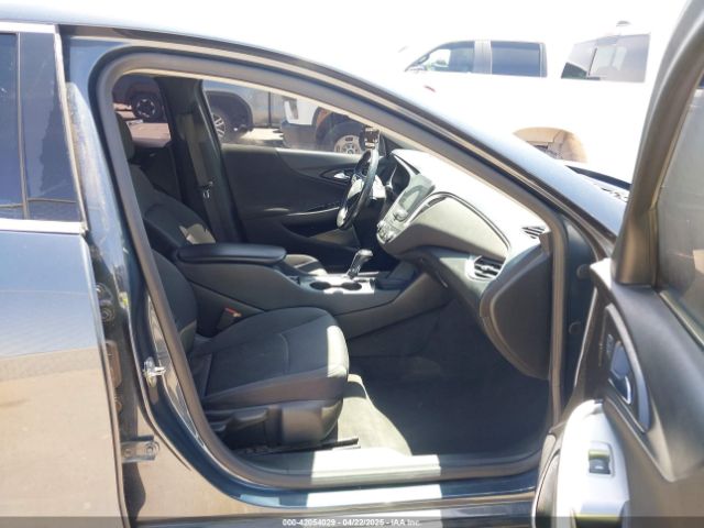 1G1ZG5ST1LF120827 Chevrolet Malibu Fwd Rs
