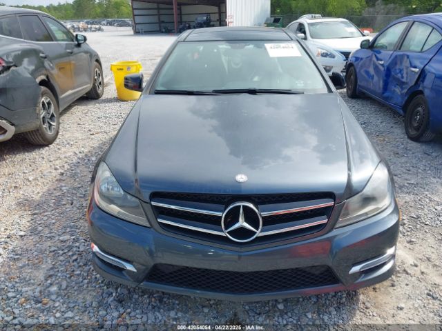WDDGJ4HB9EG224400 Mercedes-Benz 2014