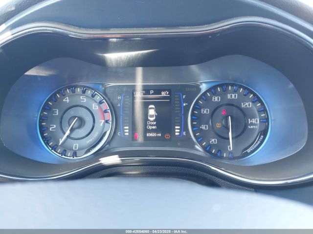 1C3CCCBB1FN670130 Chrysler 200 S