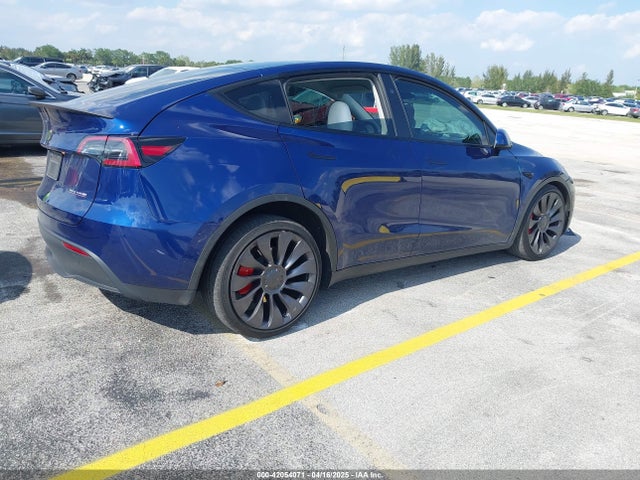 2024 TESLA MODEL Y 7SAYGDEF9RA267204 Photo 3