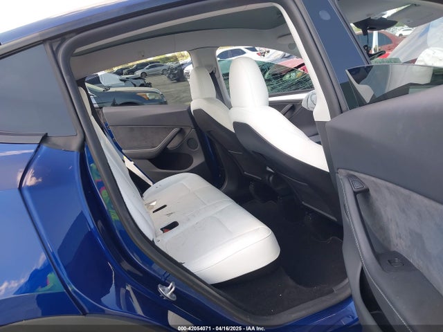 2024 TESLA MODEL Y 7SAYGDEF9RA267204 Photo 7