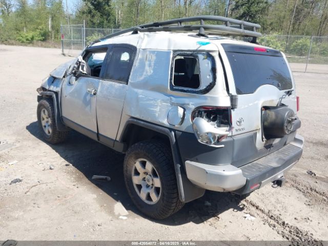 2007 TOYOTA FJ CRUISER JTEBU11F070022382 Photo 2